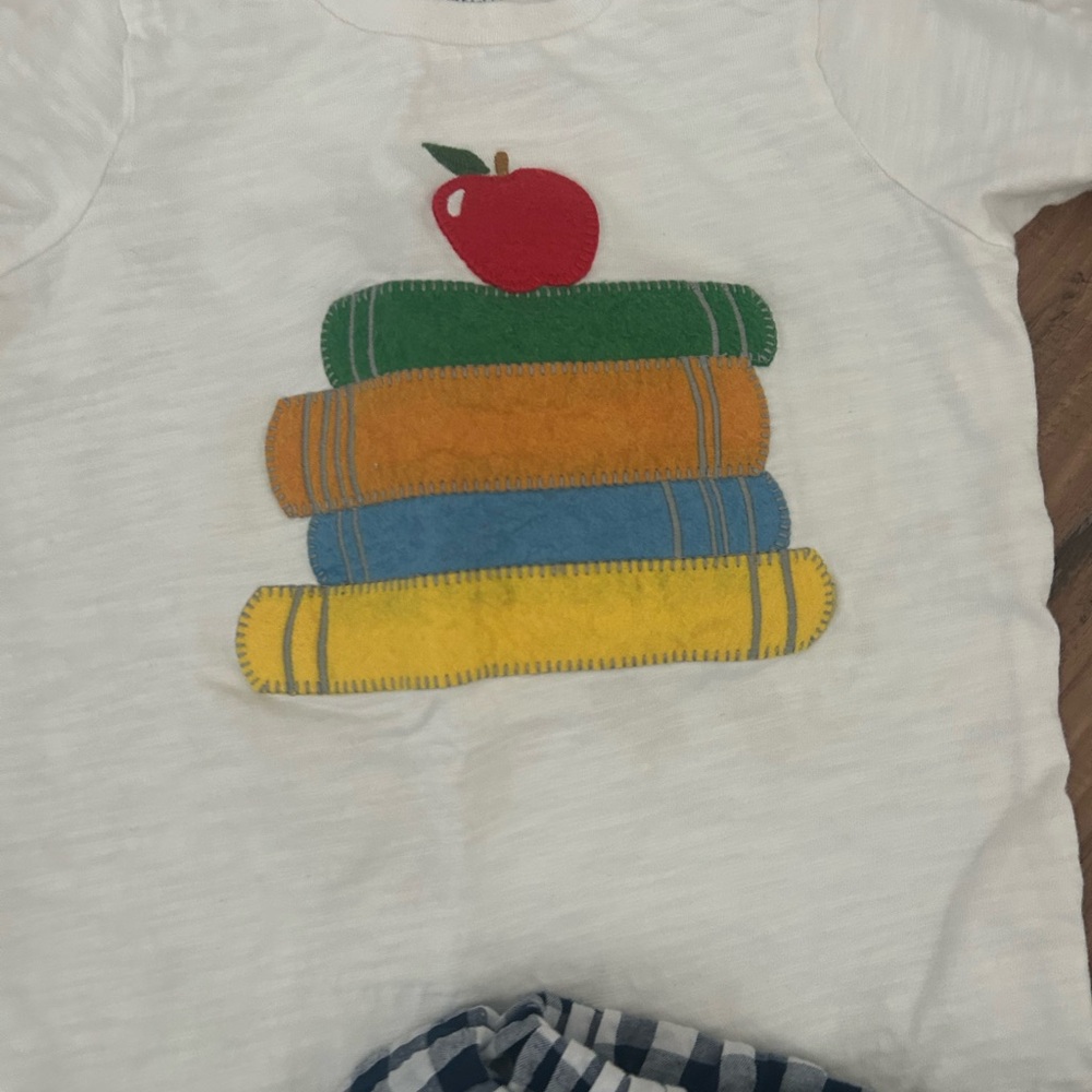 Kids Book Stack T-Shirt and Checkered Shorts Set - Picture 2 of 4